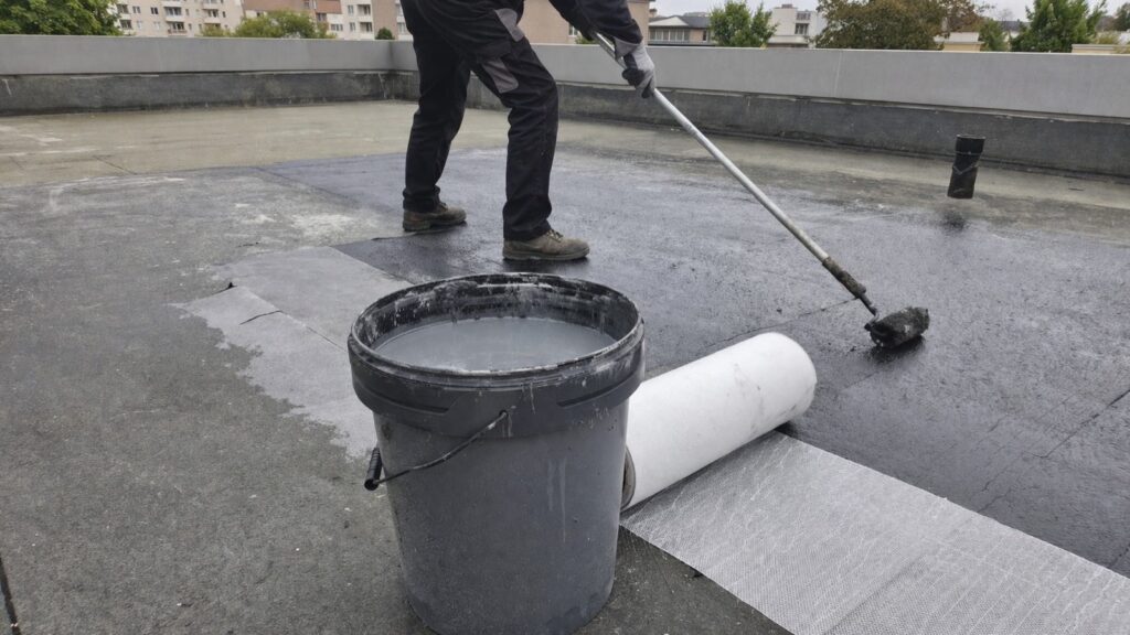 renovation-toiture-resine-etancheite